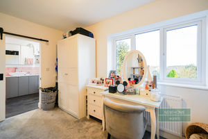 Photo 18- click for photo gallery